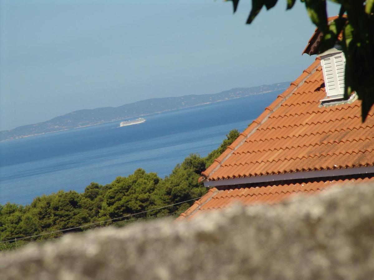 Villa Nefeli Loútsa 외부 사진